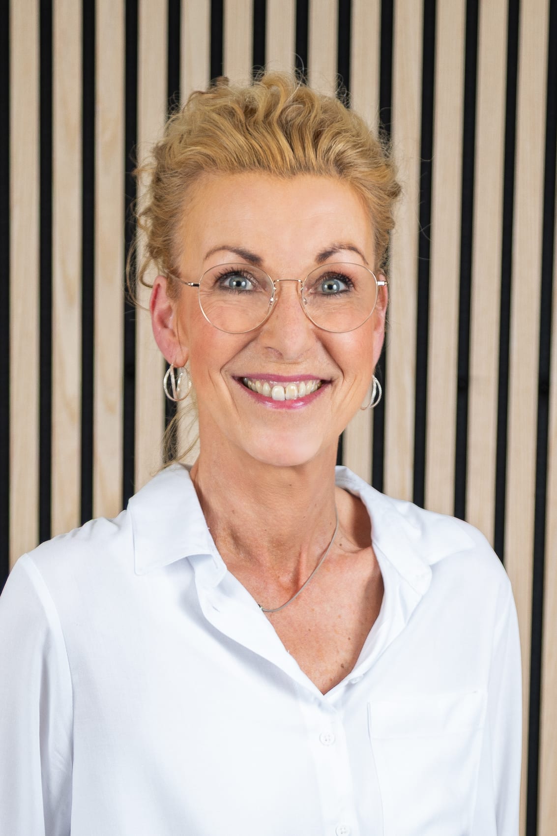 Elke, Gesellin bei Janin's SchneidWerk